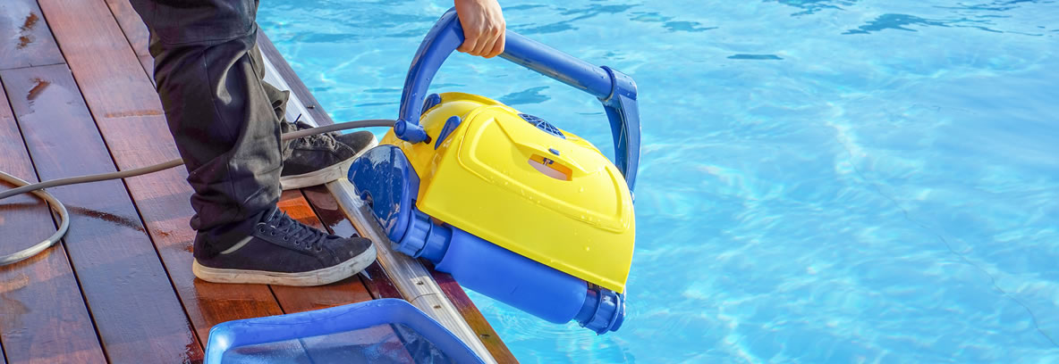 Keep your Nashville, TN pool clean