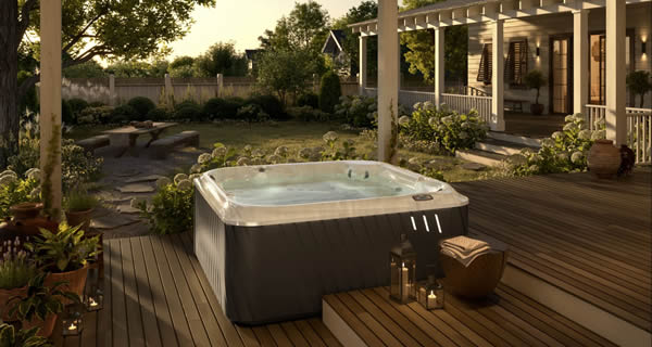 J-200-Jacuzzi-Hot-Tubs