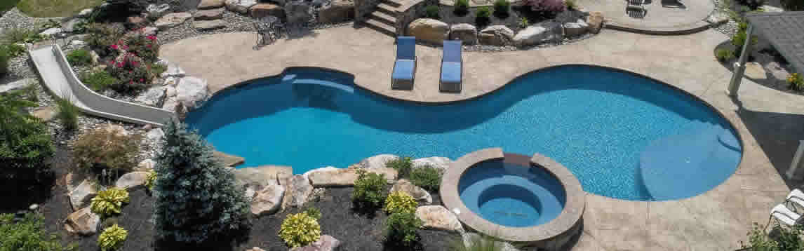 Tullahoma-backyard inground pool