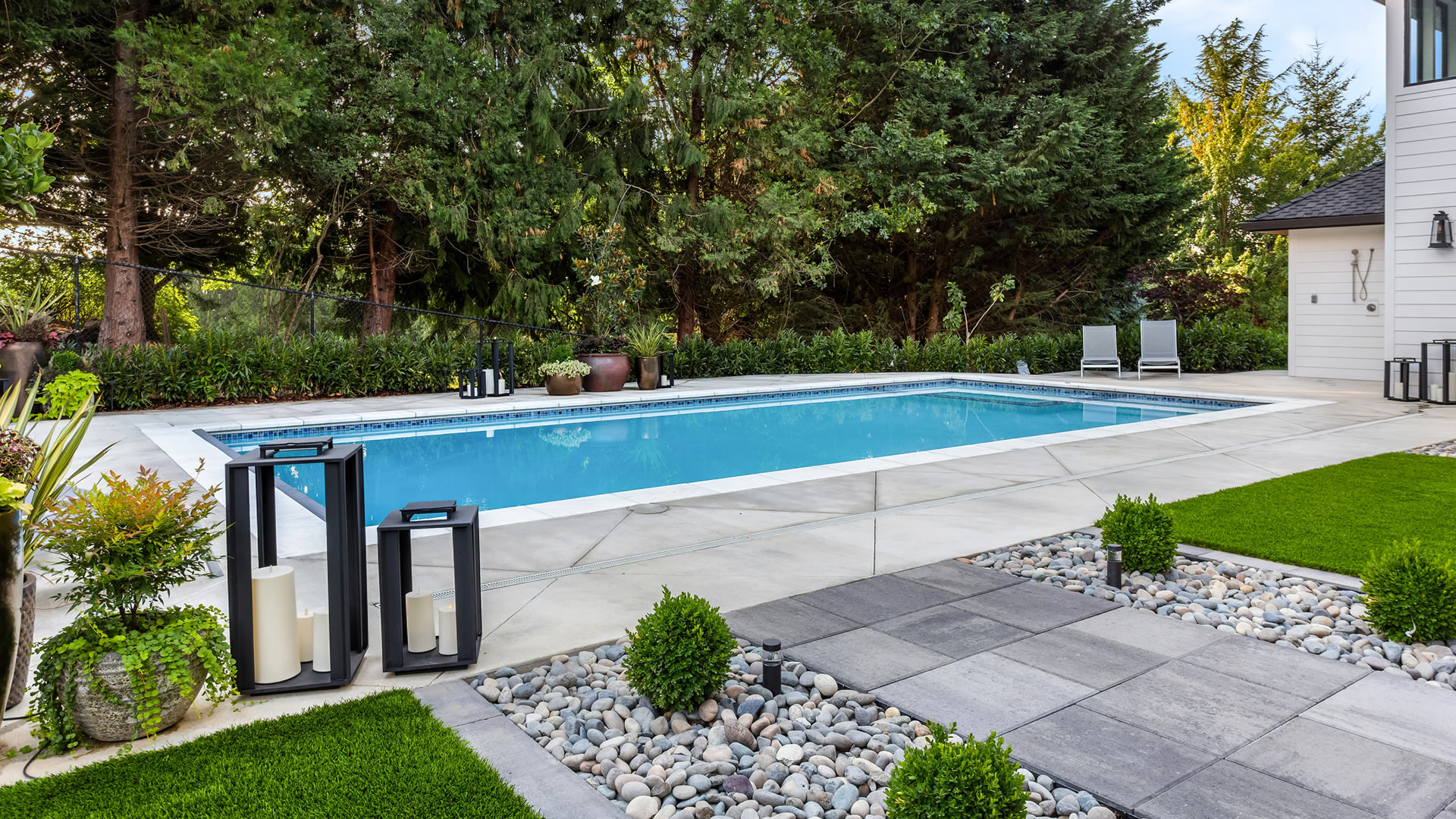 Nashville fiberglass pool builder
